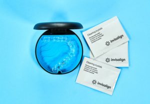 Invisalign cleaning crystals with aligners